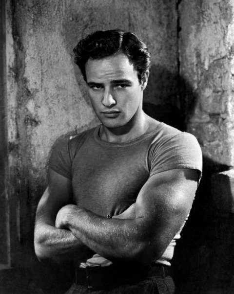 Marlon Brando's movie debut is The Men or Streetcar Named Desire？