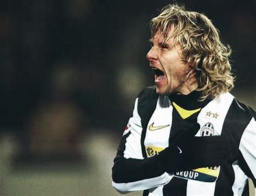 How many games did Nedved play for the Czech national team?