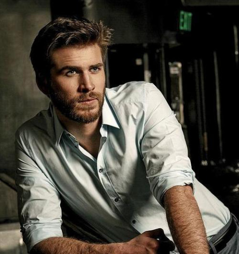 is it Liam Hemsworth or Bradley Cooper