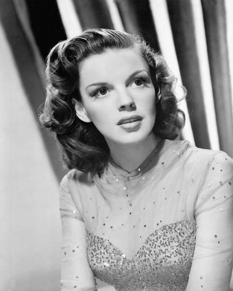 What did Judy Garland die of and where?