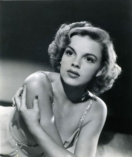 Is she Judy Garland or Ingrid Bergman?