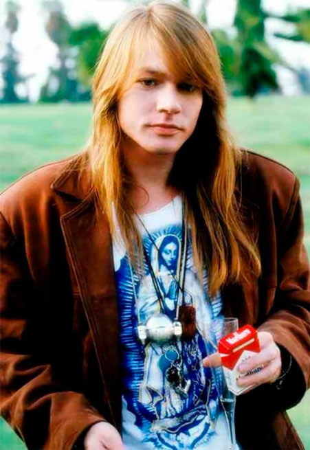 Is this rock giant Axl Rose or Brad Pitt?