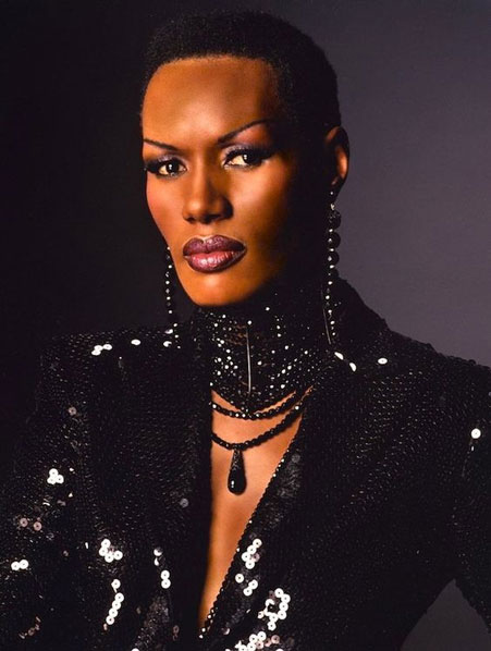 Is this 70s fashion supermodel Grace Jones or Eugenia Diordiychuk?