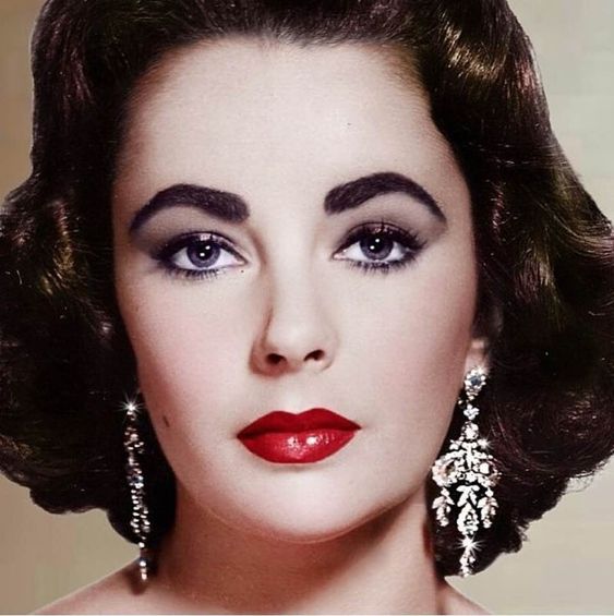 Elizabeth Taylor or Vivien Leigh ?