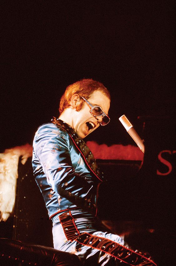 Elton John or Billy Joel ?