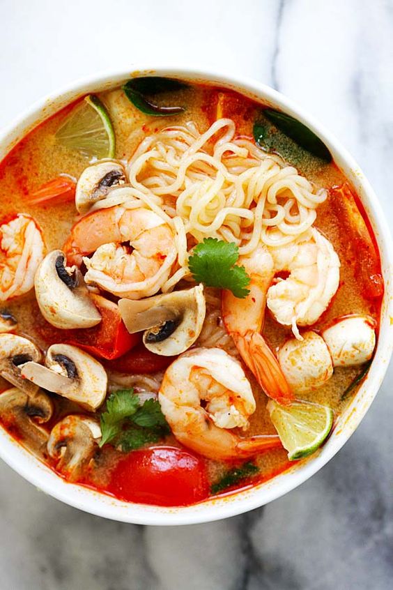 Which country does the delicious Tom yum goong come from?