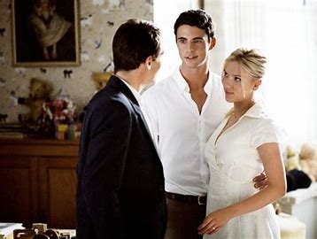 The heroine of "Match Point" is Scarlett Johansson?