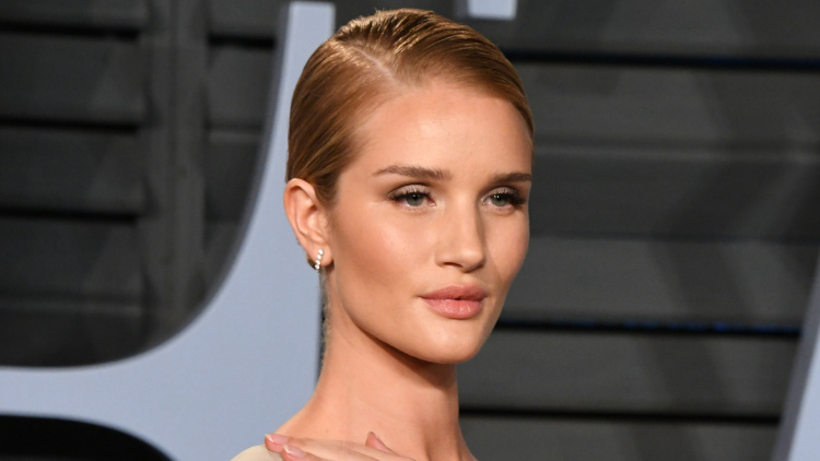 Karlie Kloss or Rosie Huntington-Whiteley?